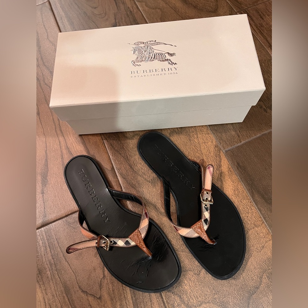 Burberry sandals